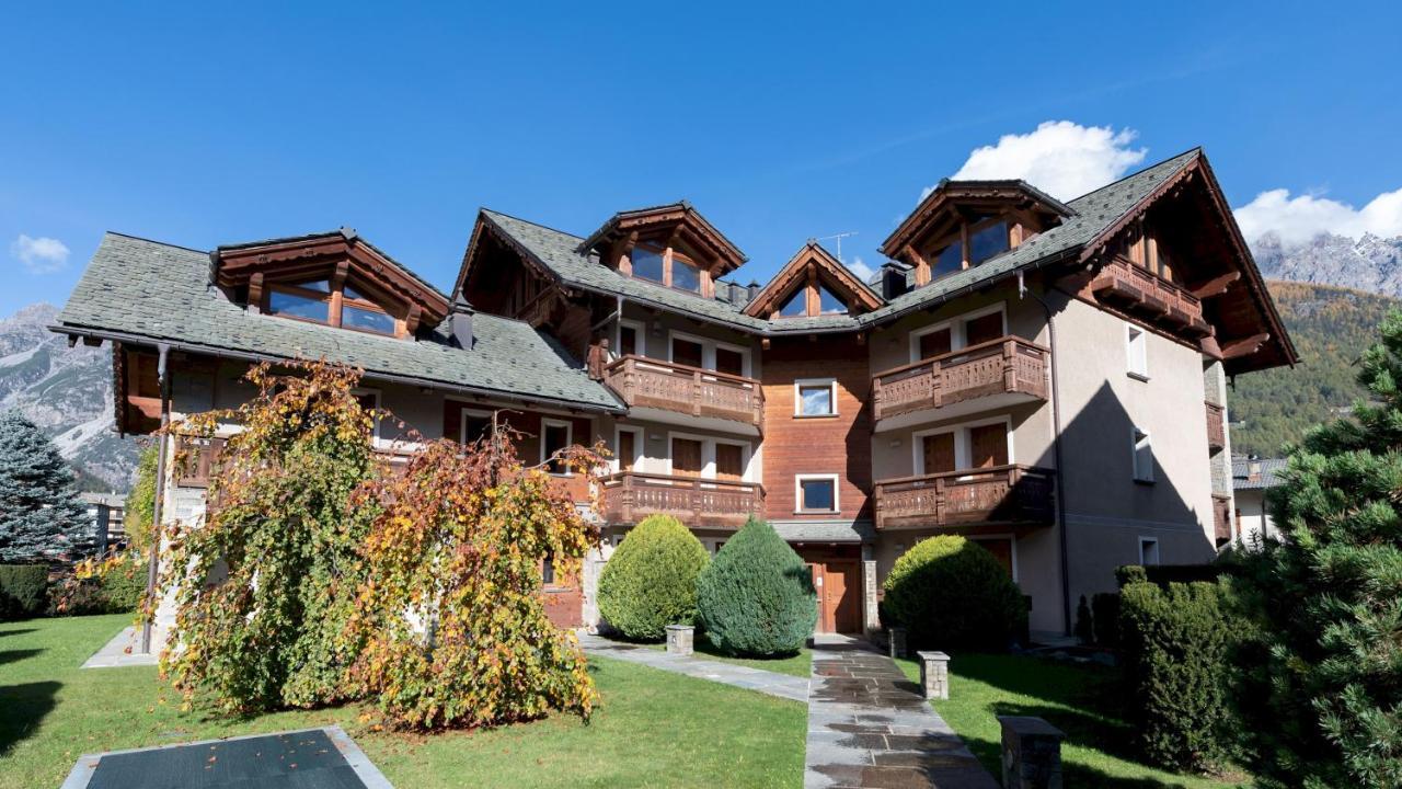 Italianway - Castellazzi 12 Aquila Apartment บอร์มิโอ ภายนอก รูปภาพ